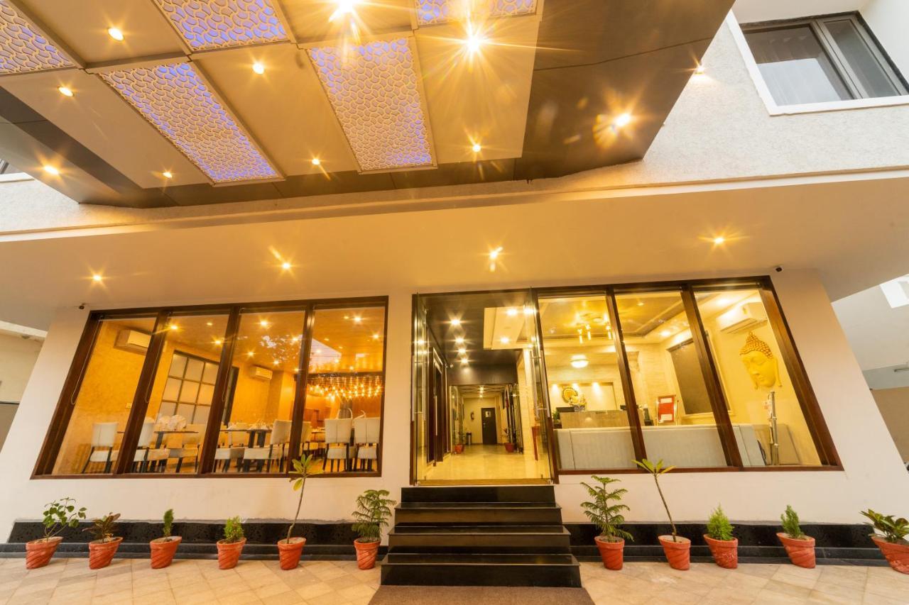 Hotel Siddhartha Inn Udaipur Eksteriør billede